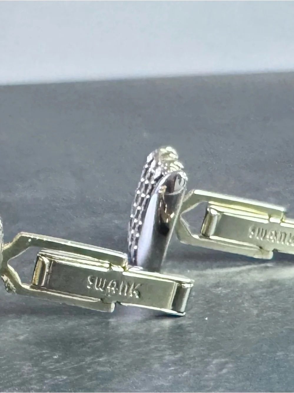 Vintage MCM Signed SWANK Chain Texture Cufflinks
